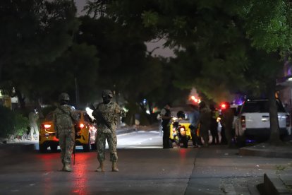 Un operativo se organizó a pocas cuadras del sitio del crimen.