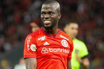 Enner Valencia juega de titular en Inter de Porto Alegre en 2025