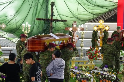 Este 10 de mayo salieron los primeros féretros.