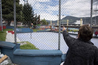 Moradoras denuncian que no pueden dormir por la bulla.