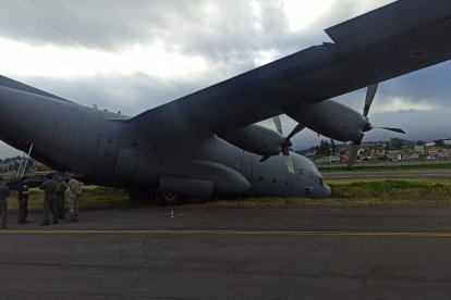 El incidente con el avión militar no dejó víctimas ni afectó las operaciones generales del aeropuerto.