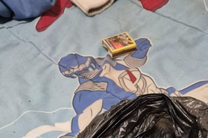 Esta es la granada que encontraron los policías.