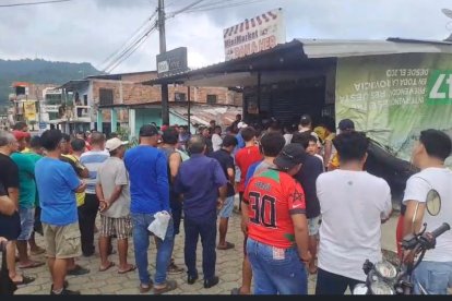 Conmoción por crimen en el cantón 24 de Mayo.