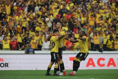 Octavio Rivero se mandó un doblete ante Emelec.