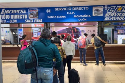 Los balnearios de la provincia de Santa Elena son los destinos con más demanda durante los feriados.
