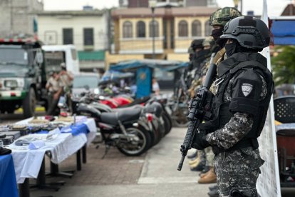 El operativo Apolo 7 en Guayaquil estuvo acompañado por al menos 500 miembros de las fuerzas del orden.