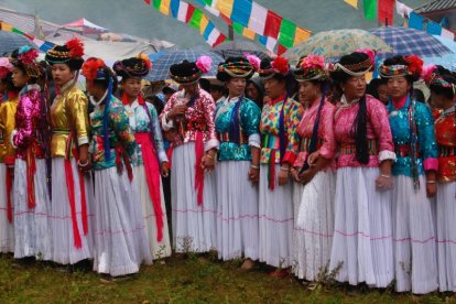 Mujeres de los Mosuo de China.