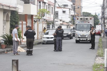 Las autoridades investigan las razones del fallecimiento. La víctima no mostraba signos de violencia.