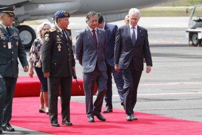 Gustavo Petro en su llegada a suelo ecuatoriano.