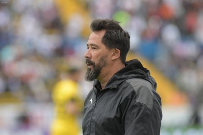 El técnico Pablo Sánchez aseguró su salida, de no ganar por Copa Libertadores a Central Córdoba.