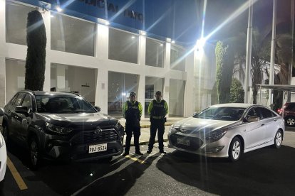 Los carros de las víctimas fueron recuperados.