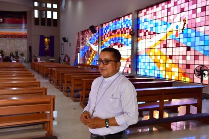 El padre Rafael Ramírez también explicó sobre los arreglos que ha realizado en el templo.