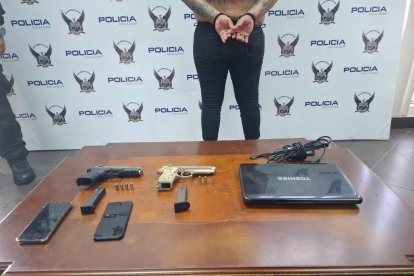 Alias Chino pertenece a una banda criminal.