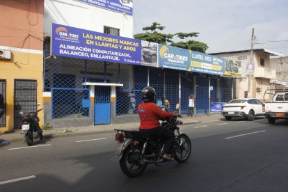 Este negocio, ubicado en el suroeste porteño, también fue blanco de un ataque con explosivos.