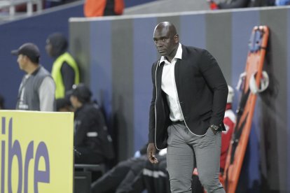 El técnico Segundo Castillo no encontró cómo hacer reaccionar a su equipo.