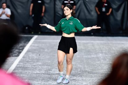 Alana Flores habló sobre la filtración de una foto íntima.