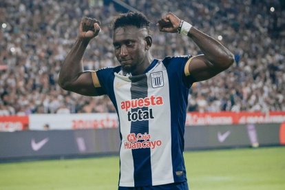 Erick Castillo se ha ganado la titularidad en Alianza Lima.