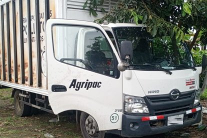 Este fue un camión recuperado en esta zona de la provincia de Los Ríos.