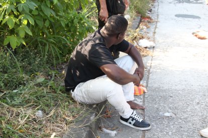 Robert no podía ponerse de pie. Apenas balbuceaba la primera sílaba de su nombre.