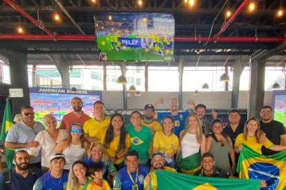 En Guayaquil hay una comunidad de brasileños que se reúnen cada vez que juega la Canarinha