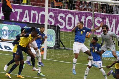 Ecuador y Brasil igualaron a un gol en su último juego en Quito.