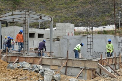 Además de los andenes, se construirán áreas comerciales para enviar y recibir encomiendas.