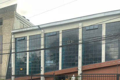 Momento exacto en que disparan a Miguel Uribe.