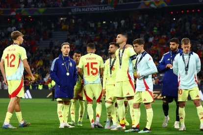 Los jugadores de la selección española demostraron su sentir tras la dura caída.