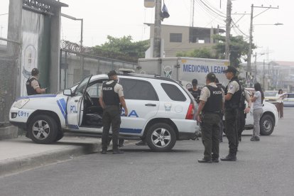 Ambos fueron interceptados por sujetos armados. La Policía llegó al lugar para iniciar las investigaciones.