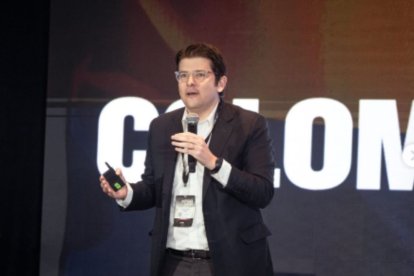 El ataque no solo cuestiona los protocolos de seguridad para candidatos, sino que también destaca un problema social crítico