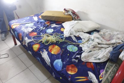 Objetos utilizados para la tortura fueron encontrados en la habitación.