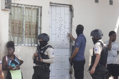 Los delincuentes ingrearon violentamente a esta vivienda en Socio Vivienda.