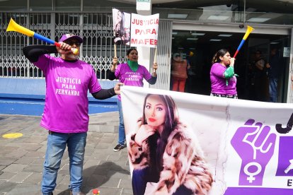 Familiares de la víctima hicieron plantones para exigir justicia por el caso.