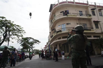 Helicóptero sobrevoló Durán, la mañana de este 13 de junio.