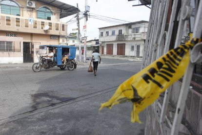 En el sitio todavía se encontraba la cinta usada para acordonar el área.