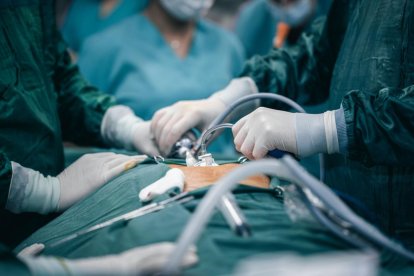 La intervención duró más de 13 horas y causó lesiones irreversibles a la víctima.