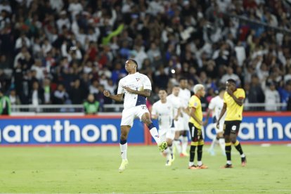 Bryan Ramírez anotó un golazo para Liga de Quito ante Barcelona SC