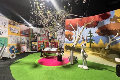 La experiencia inmersiva de Casa Warner reúne a más de 14 franquicias icónicas en un solo lugar, con Guayaquil como ciudad anfitriona del lanzamiento.