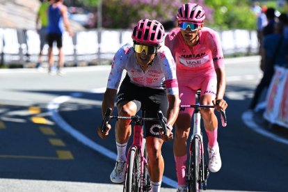 Richard Carapaz e Isaac del Toro fueron protagonistas en el Giro de Italia 2025.