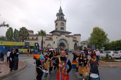 En Loja, la comunidad LGBTI también desfiló.