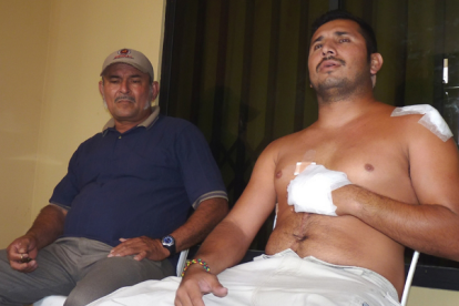 El 8 de septiembre de 2010, José Adolfo Macías Villamar, herido, habló para la prensa.