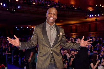 Desde el dolor hasta la transformación: el actor Terry Crews rompe el silencio sobre salud mental, fe y vulnerabilidad masculina.