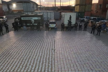 En uno de los operativos se incautó 4.8 toneladas de droga.