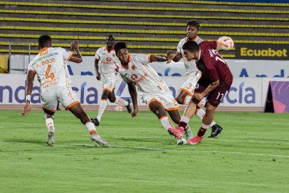 Jean Carlos Montaño llegó a Barcelona SC tras destacar en Libertad.