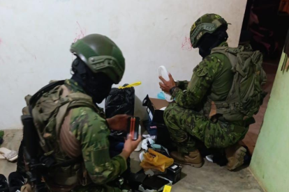 En la casa de Finalín se encontró droga, armas y municiones.