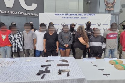 Durante las operaciones también se incautaron armas de fuego y municiones.