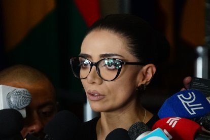 La asambleísta anunció su salida de la Revolución Ciudadana.