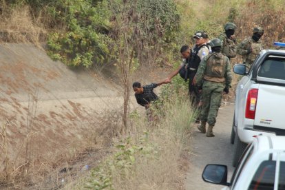 Según testimonios, el hombre fallecido ayudaba en un mercado cerca de la zona.