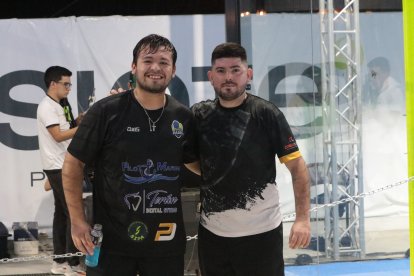 La pareja ecuatoriana integrada por Ricardo Ledesma y Jossue Weisson se quedó con el título de campeón del torneo Be Padel en la categoría Segunda.