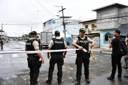 Las dos personas fueron atacadas en el barrio 4 de Abril que está junto al estero Huaylá.